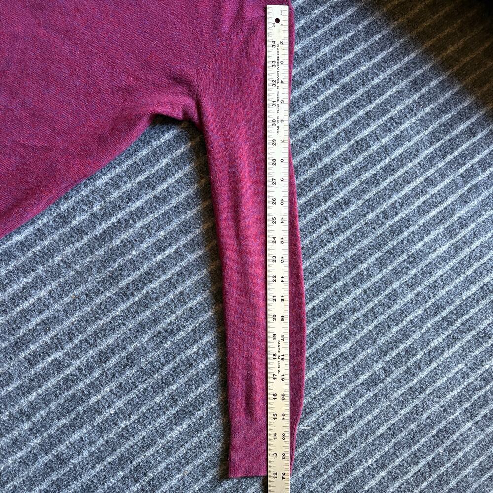Club Monaco scoop neck cashmere sweater Size Small - Picture 10 of 10